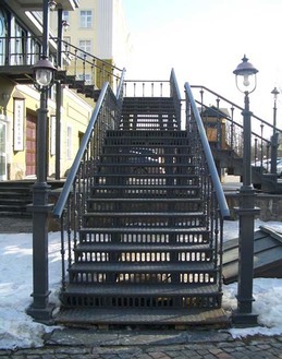 Чугунная маршевая лестница "Техно", фото 2