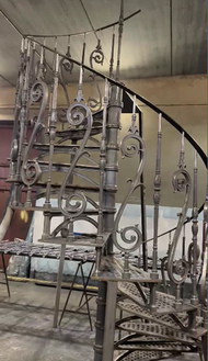 Чугунная винтовая лестница "Конверсия", фото 2